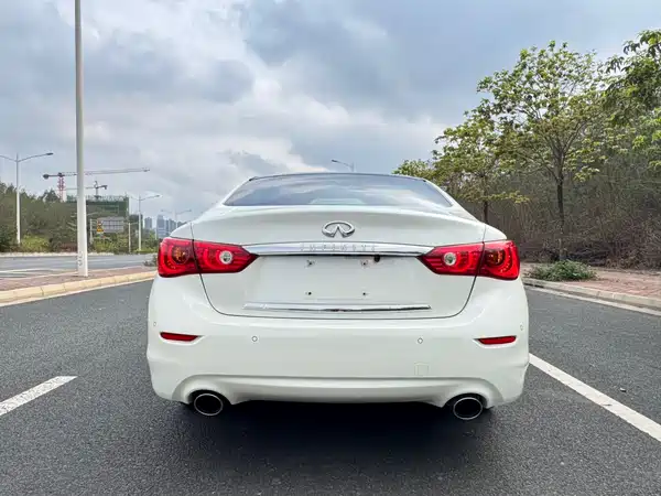 Infiniti Q50L 2016