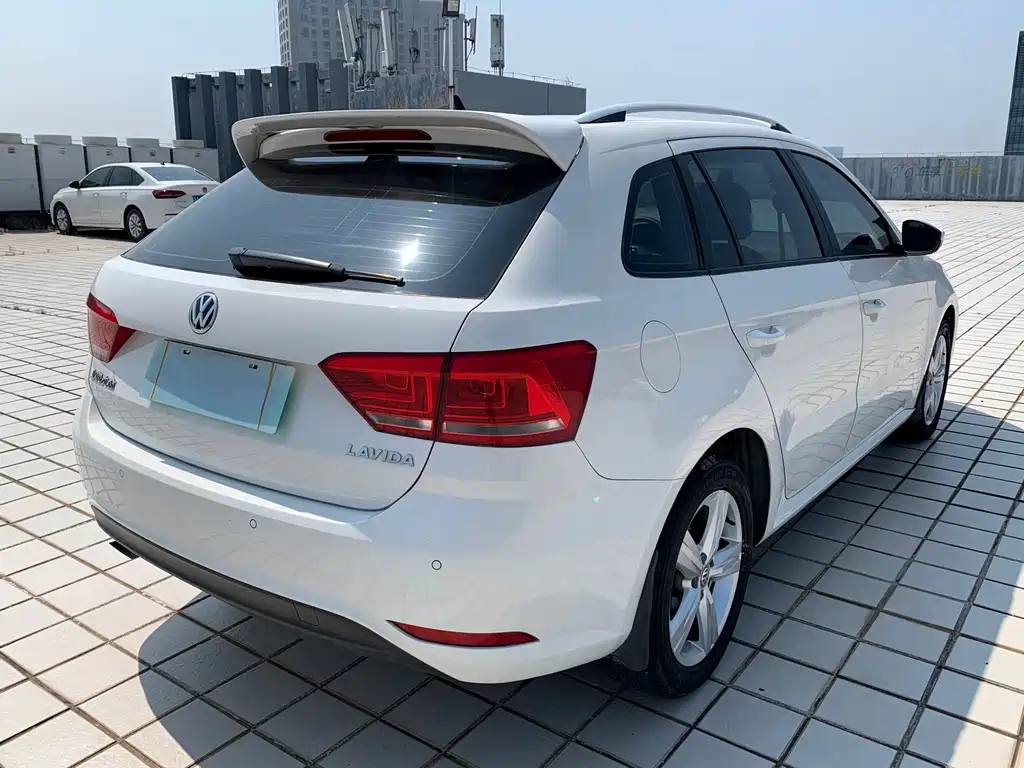 Volkswagen Gran Lavida 2017