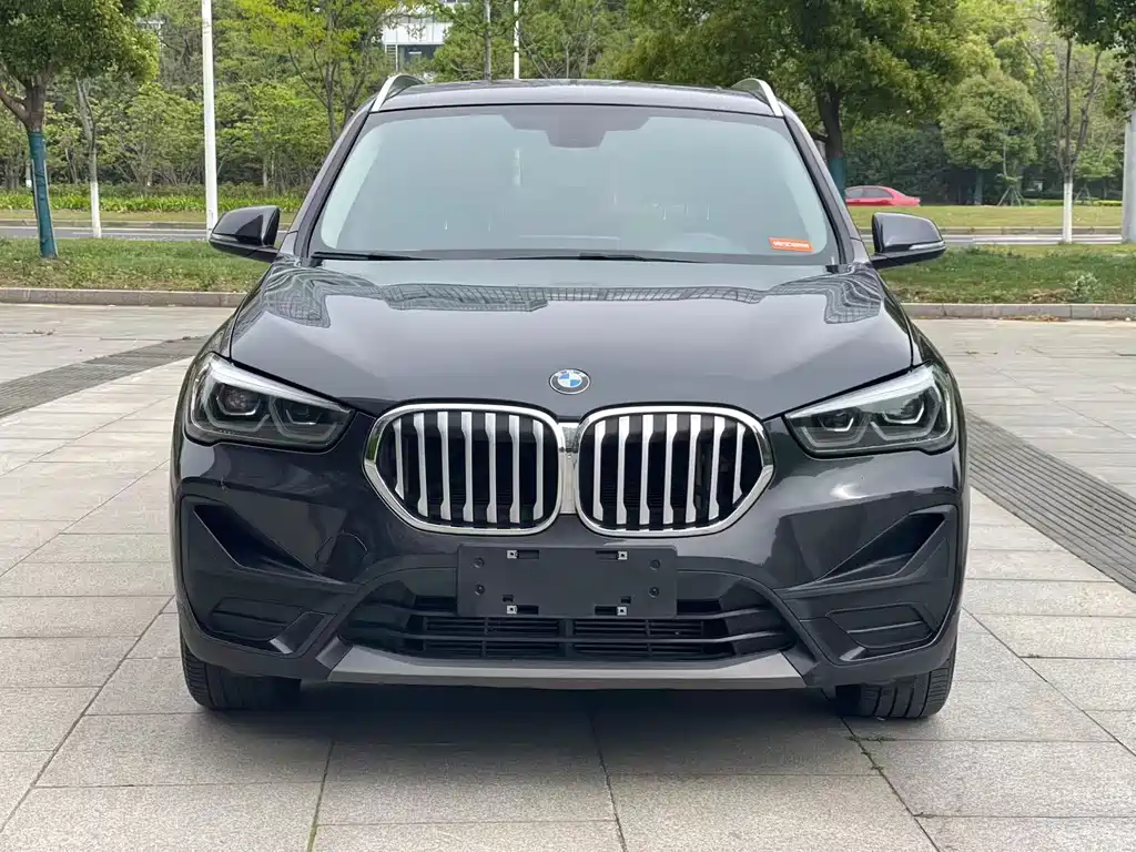 BMW X1 2021 — фото 2