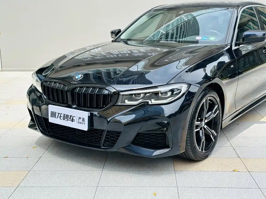 BMW 3 Series 2022 — фото 16