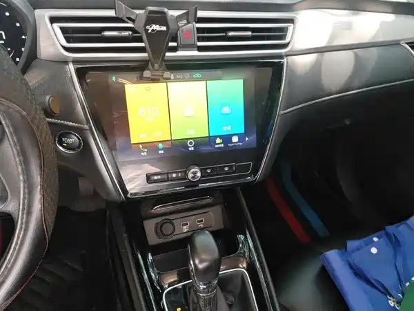 Roewe i5 2021