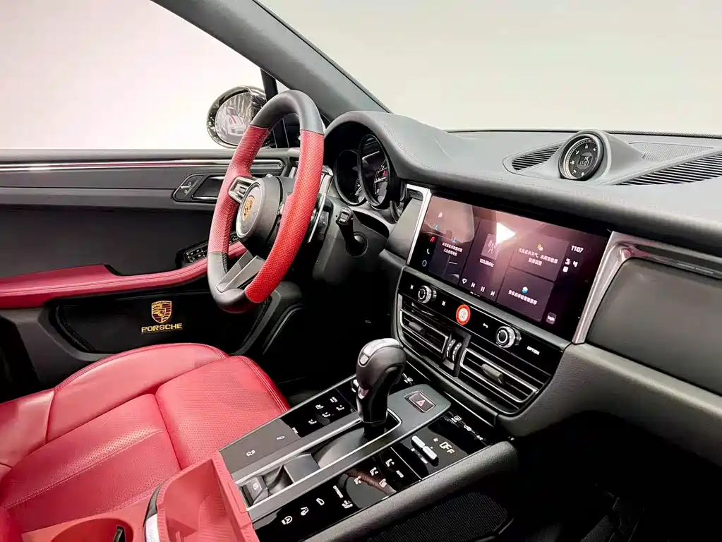 Porsche Macan 2026 — фото 11