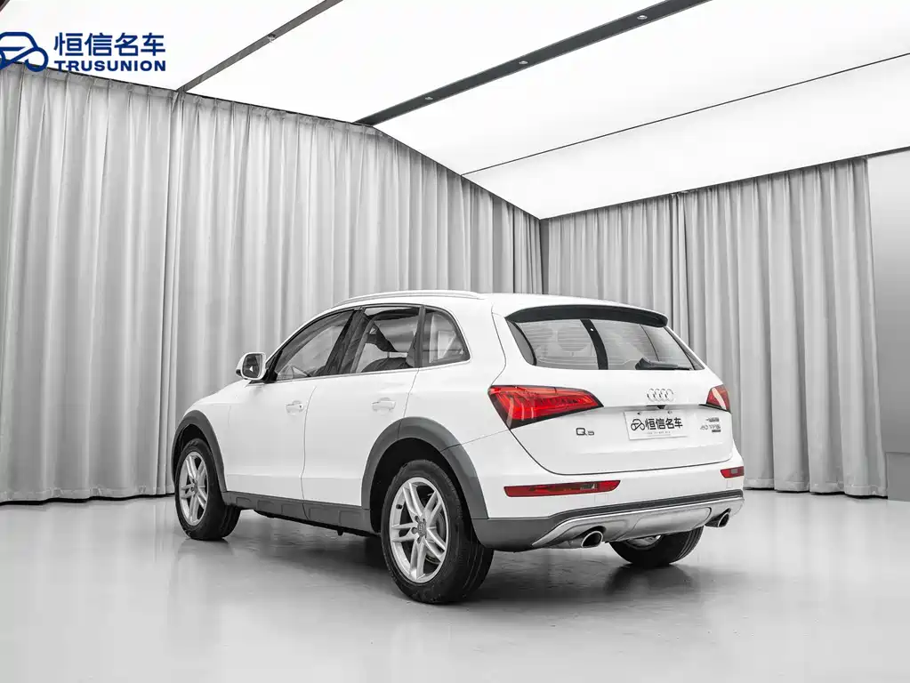 Audi Q5 2017 — фото 6