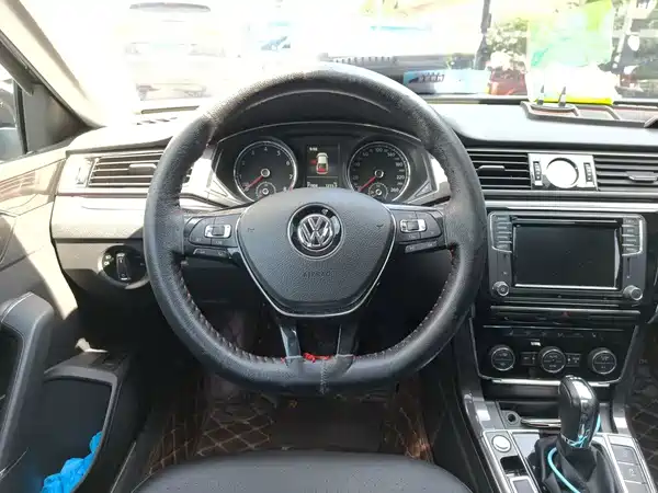 Volkswagen Passat 2017