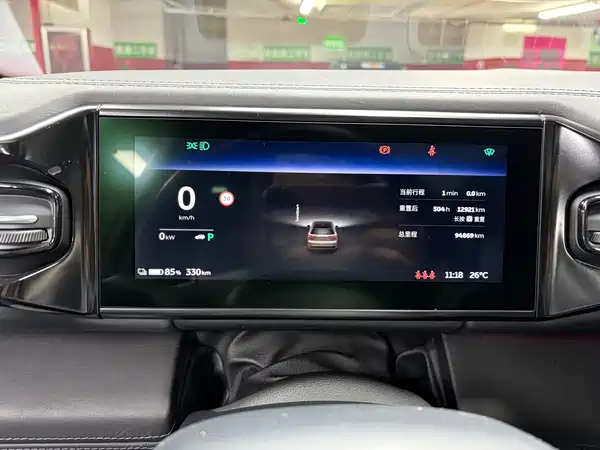 NIO ES8 2018