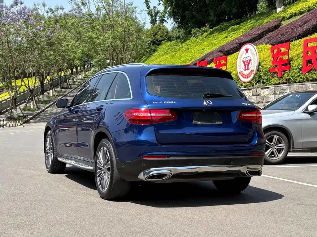 Mercedes-Benz GLC 2017 — фото 7