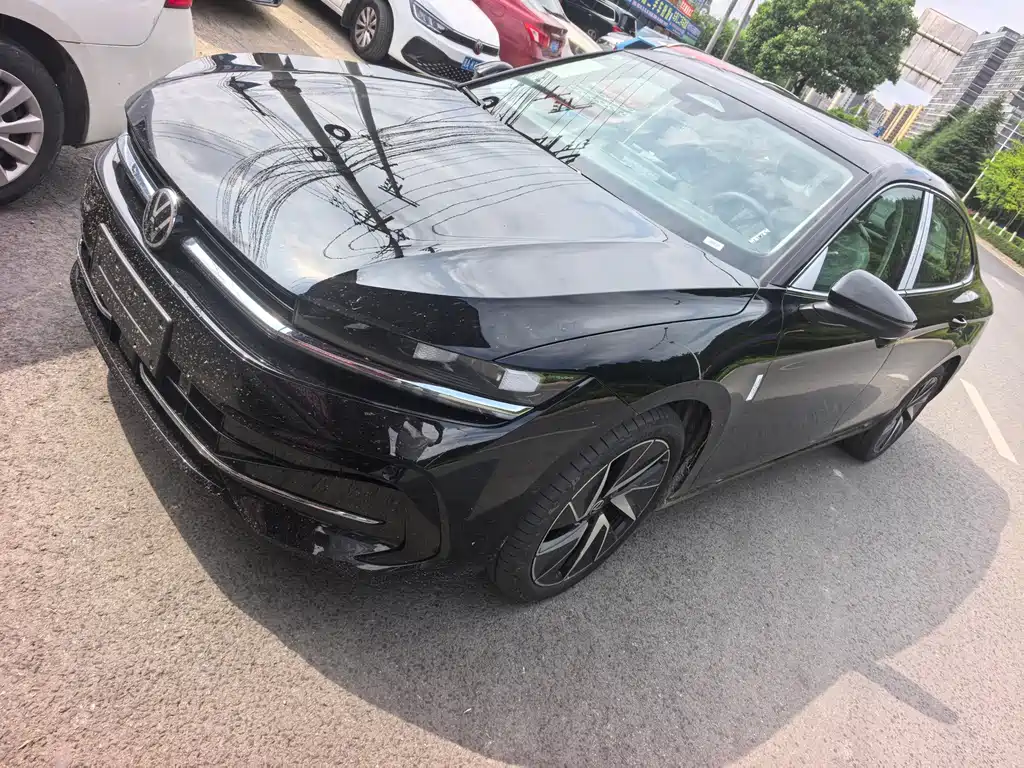 Volkswagen Magotan 2026
