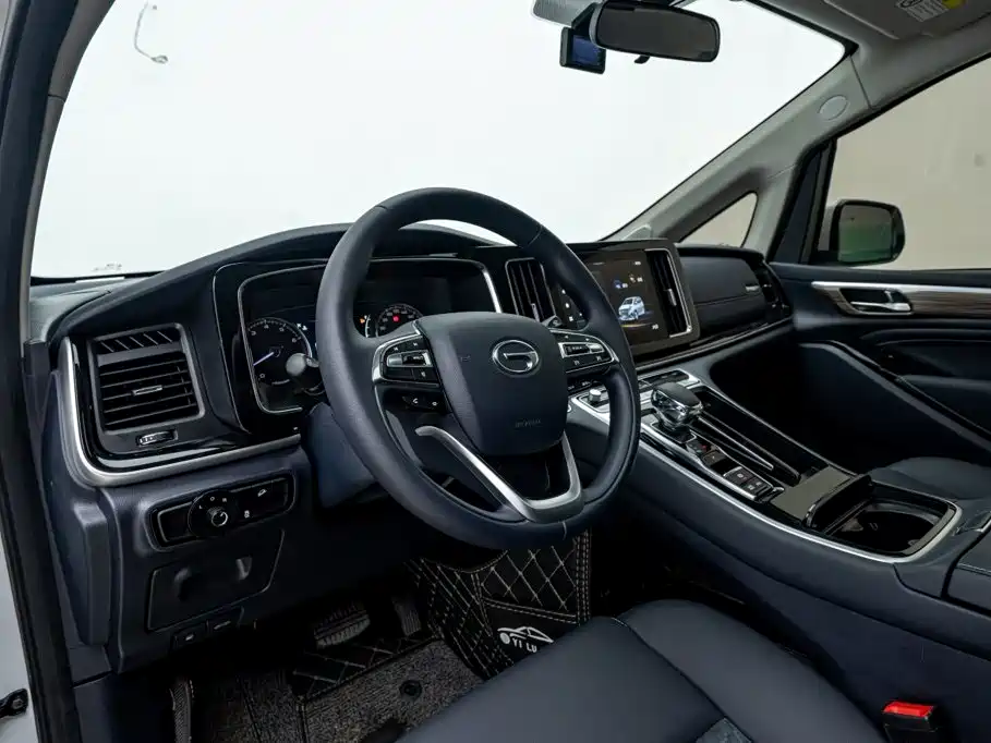 GAC Trumpchi M8 2023 — фото 20