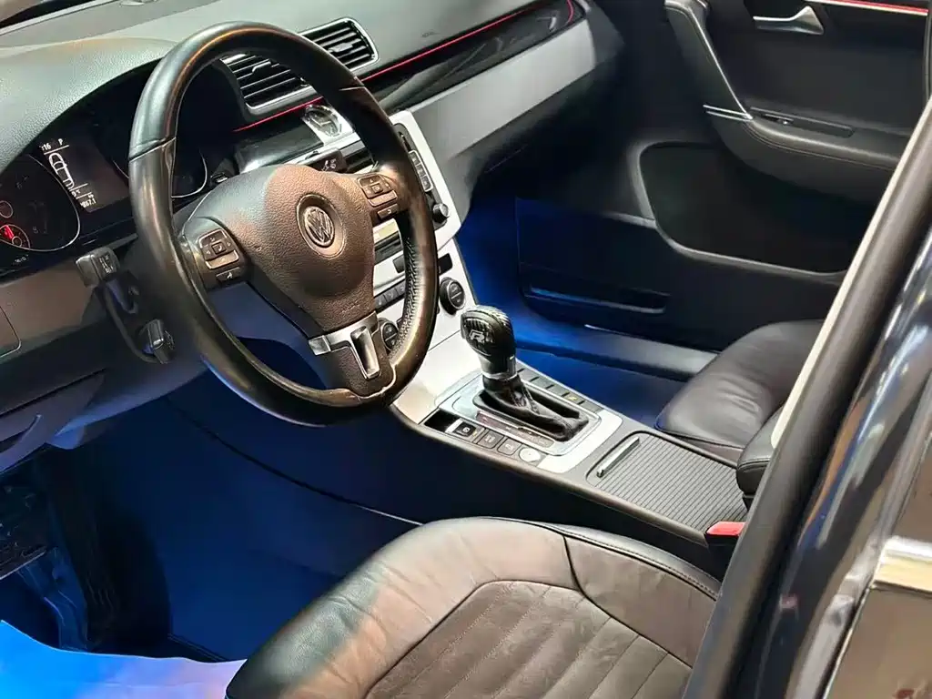Volkswagen Magotan 2015