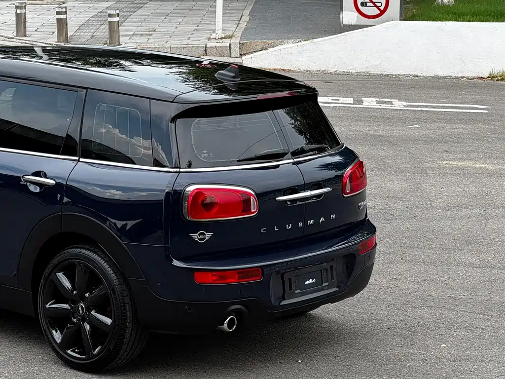 MINI Clubman 2019 — фото 11