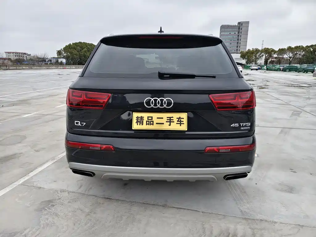 Audi Q7 2016 — фото 8