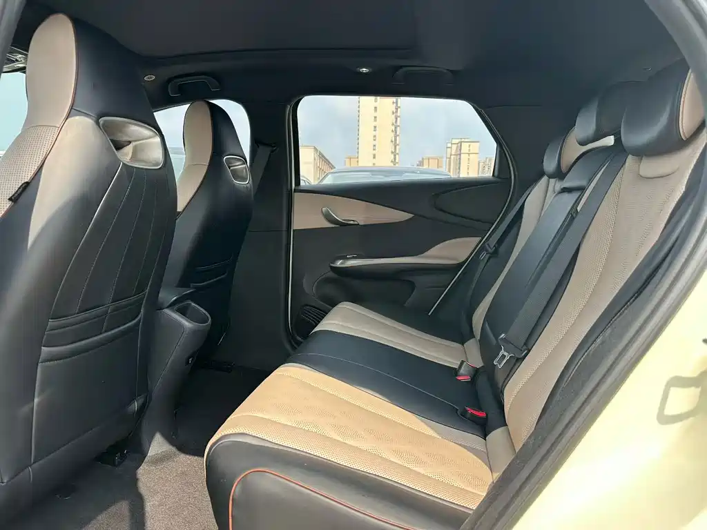 BYD Dolphin 2023