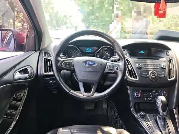 Ford Focus 2016