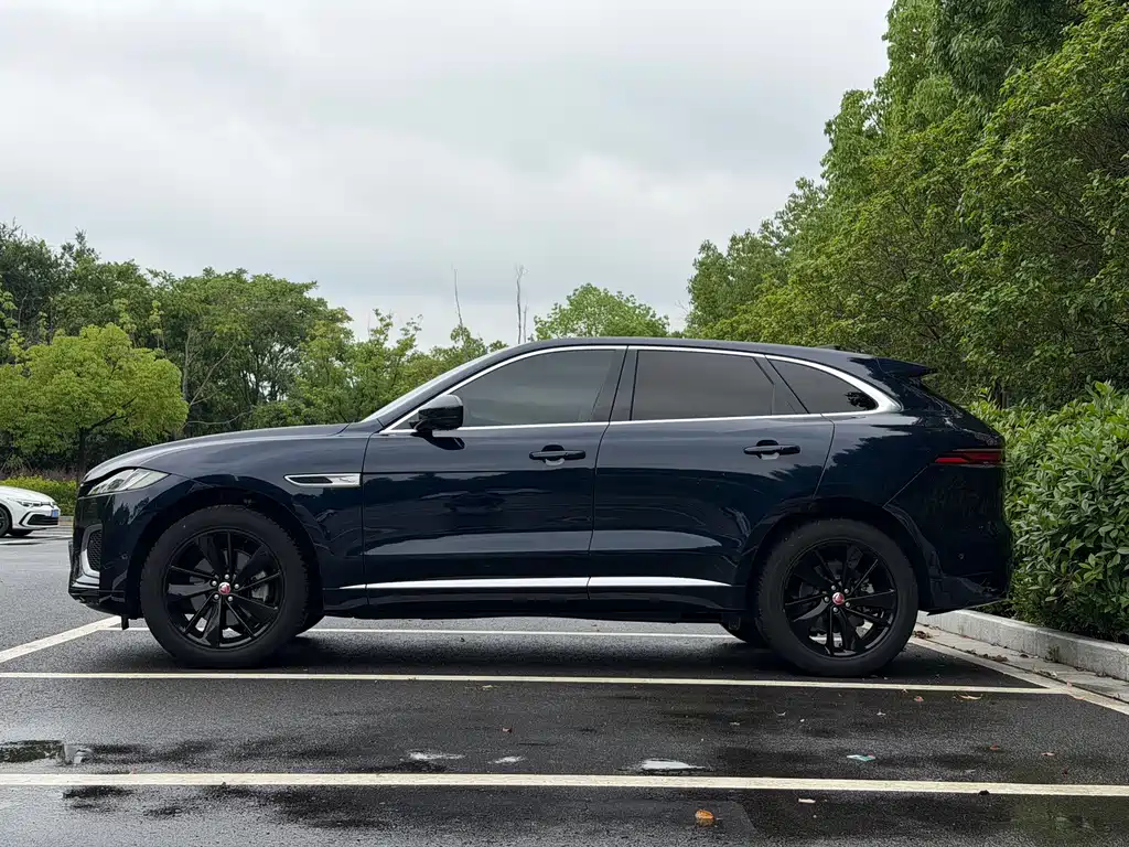 Jaguar F-PACE 2021 — фото 5