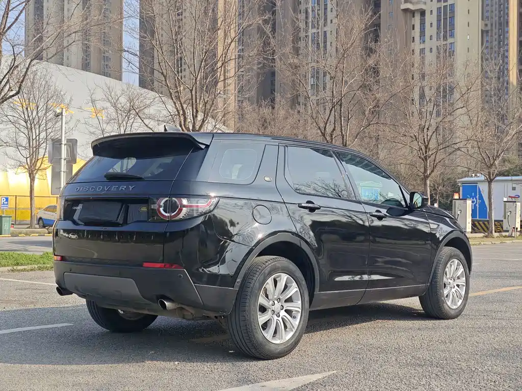 Land Rover Discovery Sport 2018 — фото 4