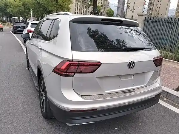 Volkswagen Tiguan L 2018