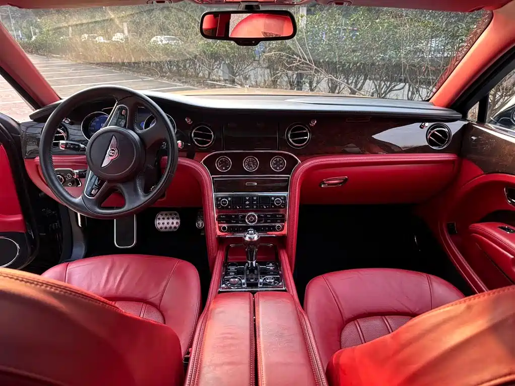 Bentley Mulsanne 2013 — фото 11
