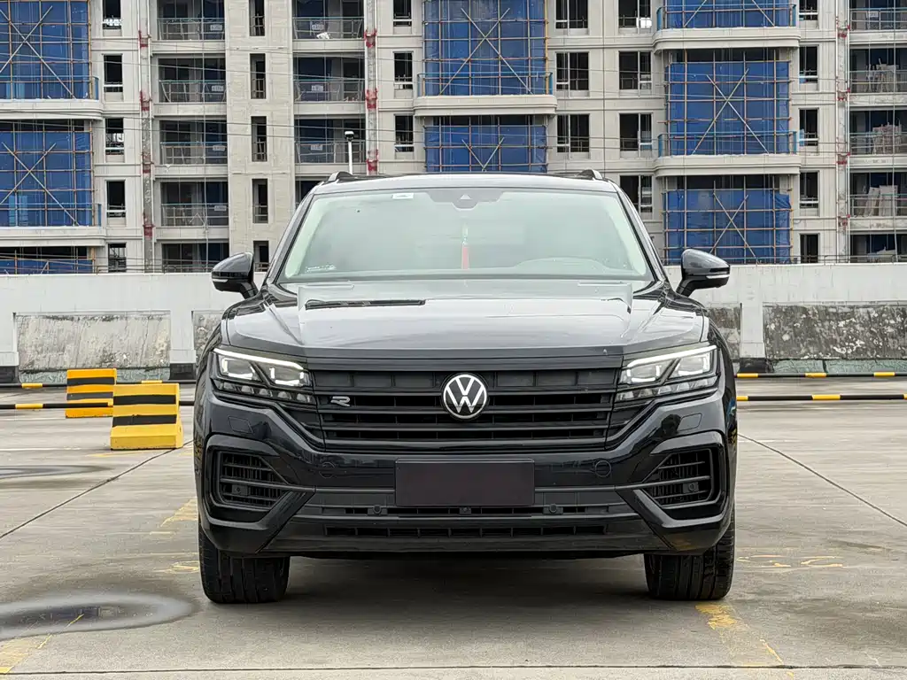 Volkswagen Touareg 2022 — фото 2