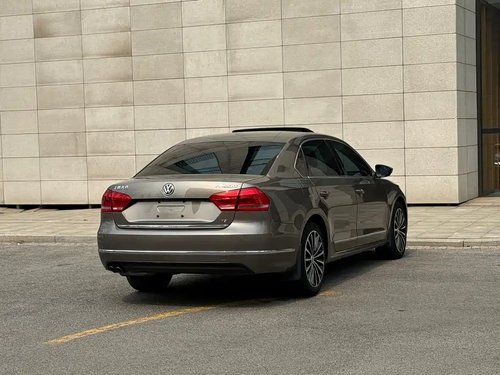 Volkswagen Passat 2015 — фото 21
