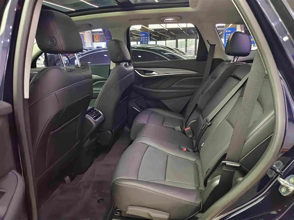 Buick Enclave 2022 — фото 11