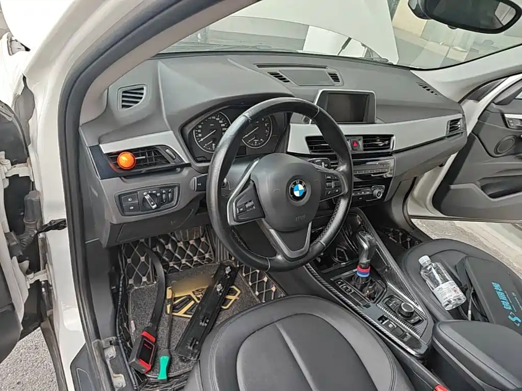 BMW X1 2017 — фото 10