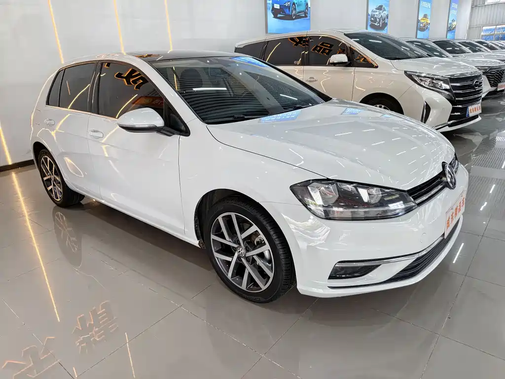 Volkswagen Golf 2020