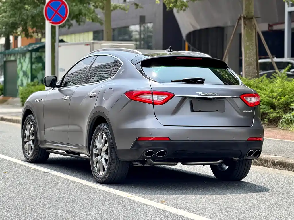Maserati Levante 2017 — фото 5