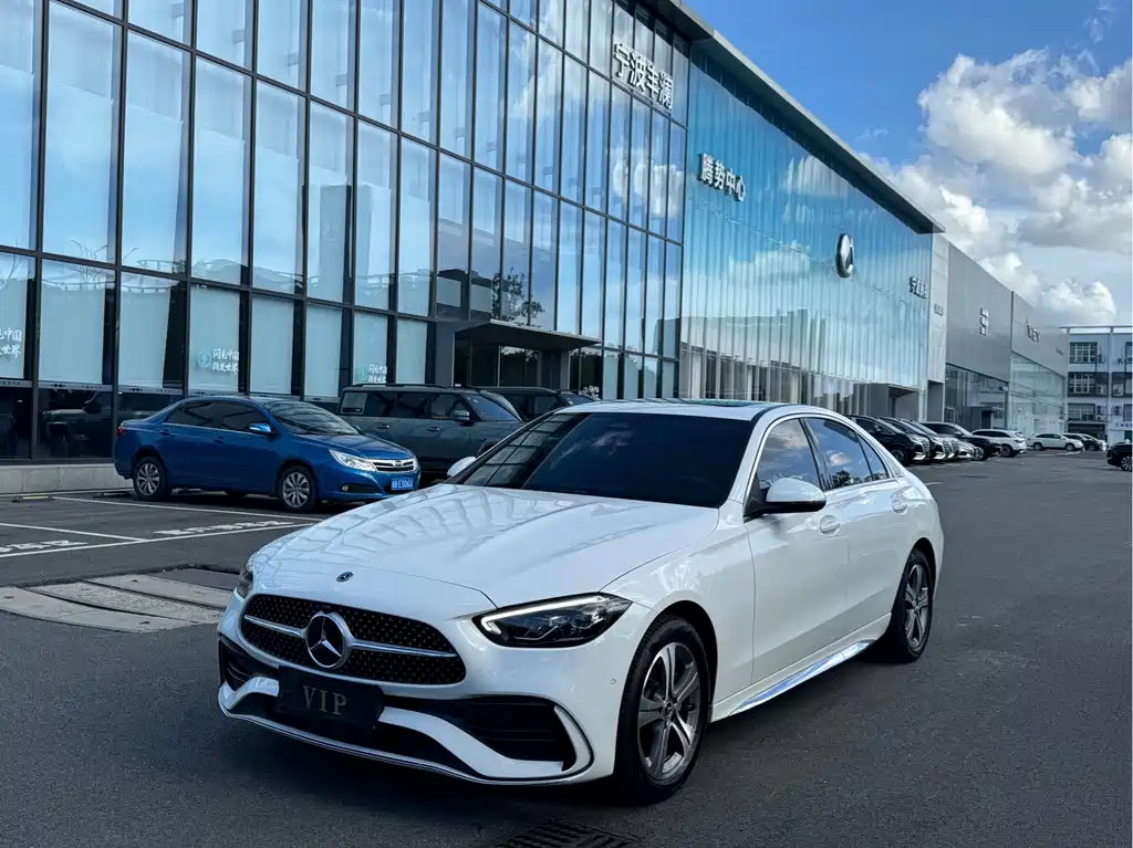 Mercedes-Benz C-Class 2021