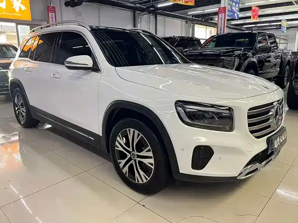 Mercedes-Benz GLB 2025
