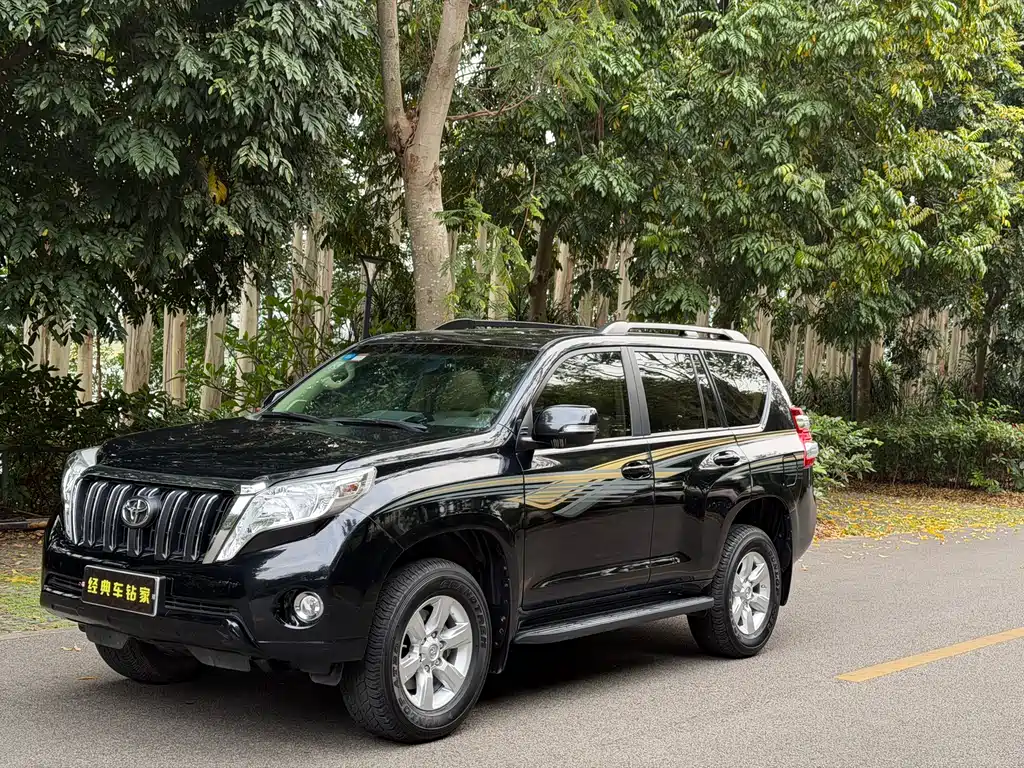 Toyota Prado 2016 — фото 1