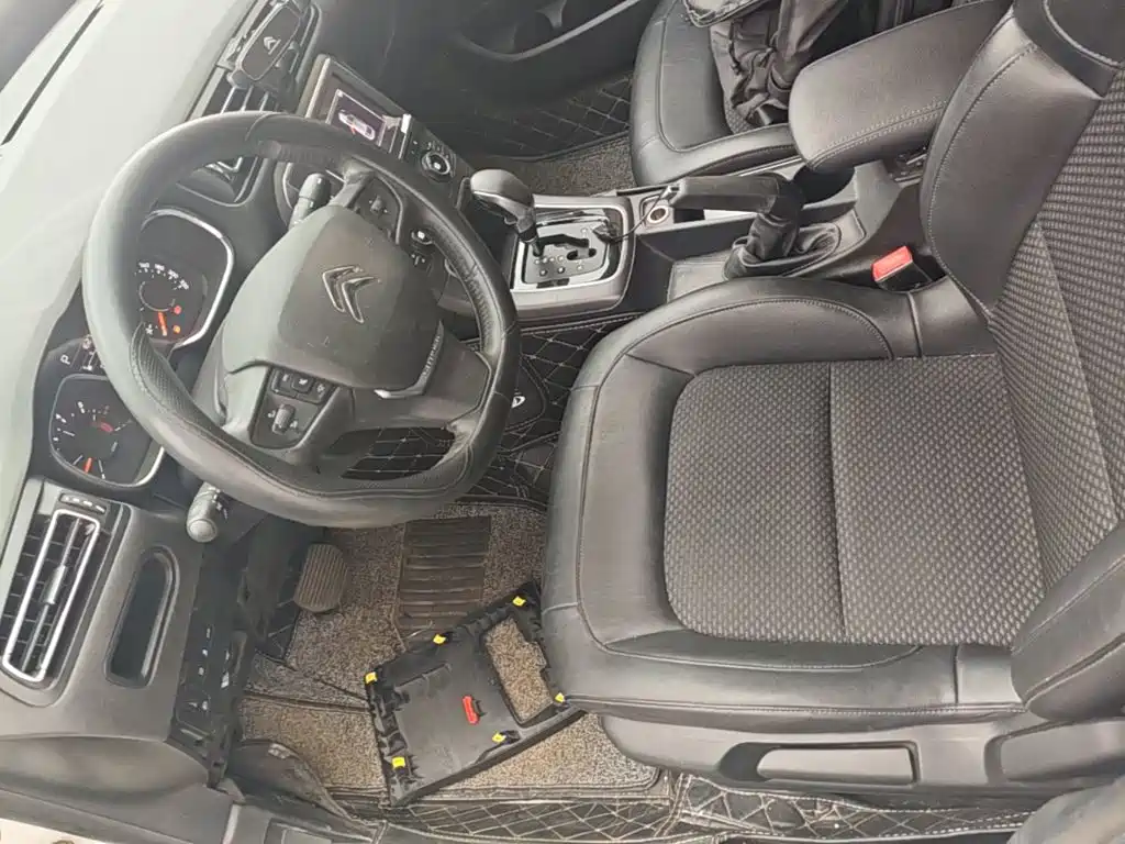 Citroën C4 Sega 2016 — фото 16