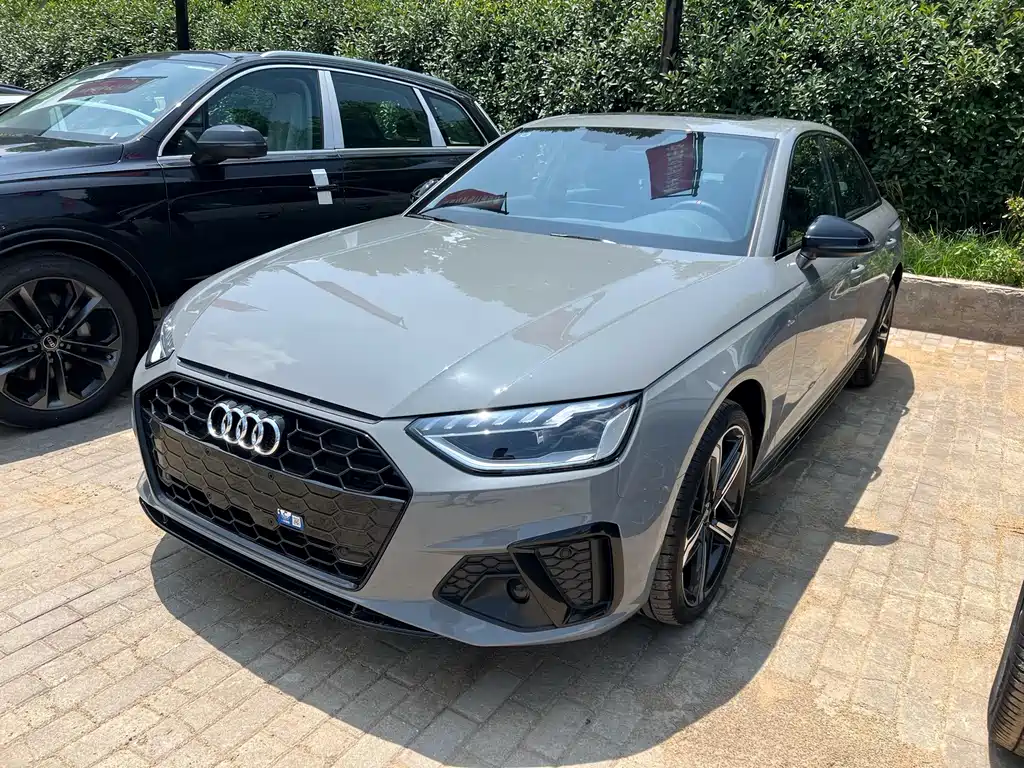 Audi A4L 2025
