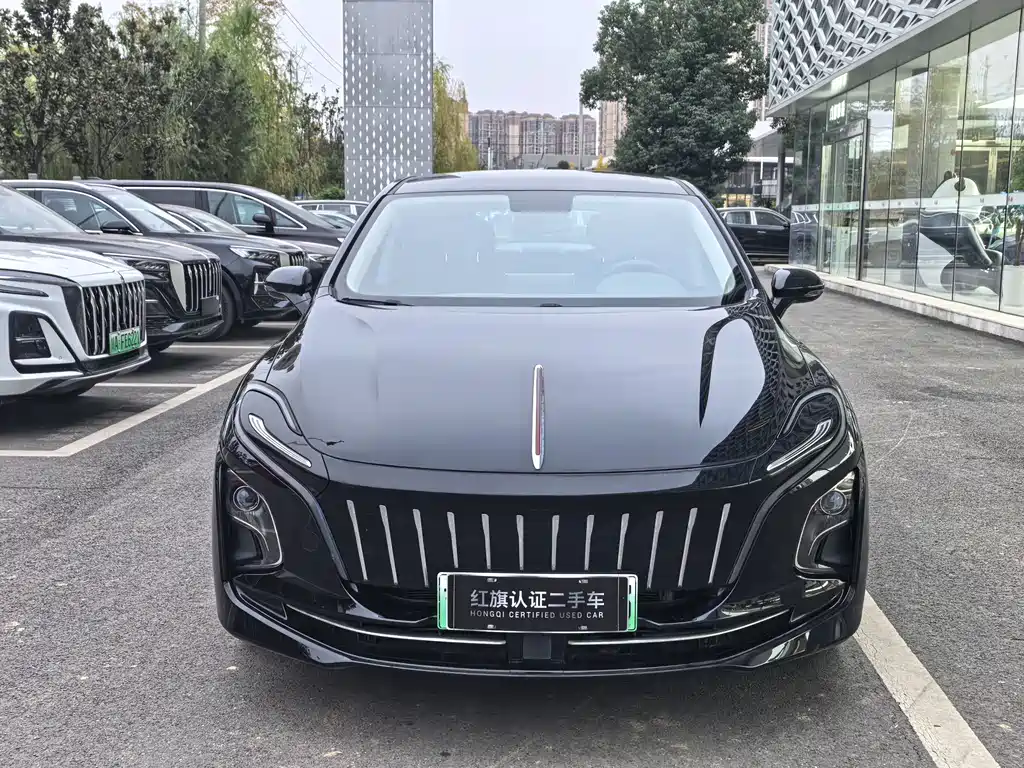 Hongqi E-QM5 2023 — фото 2