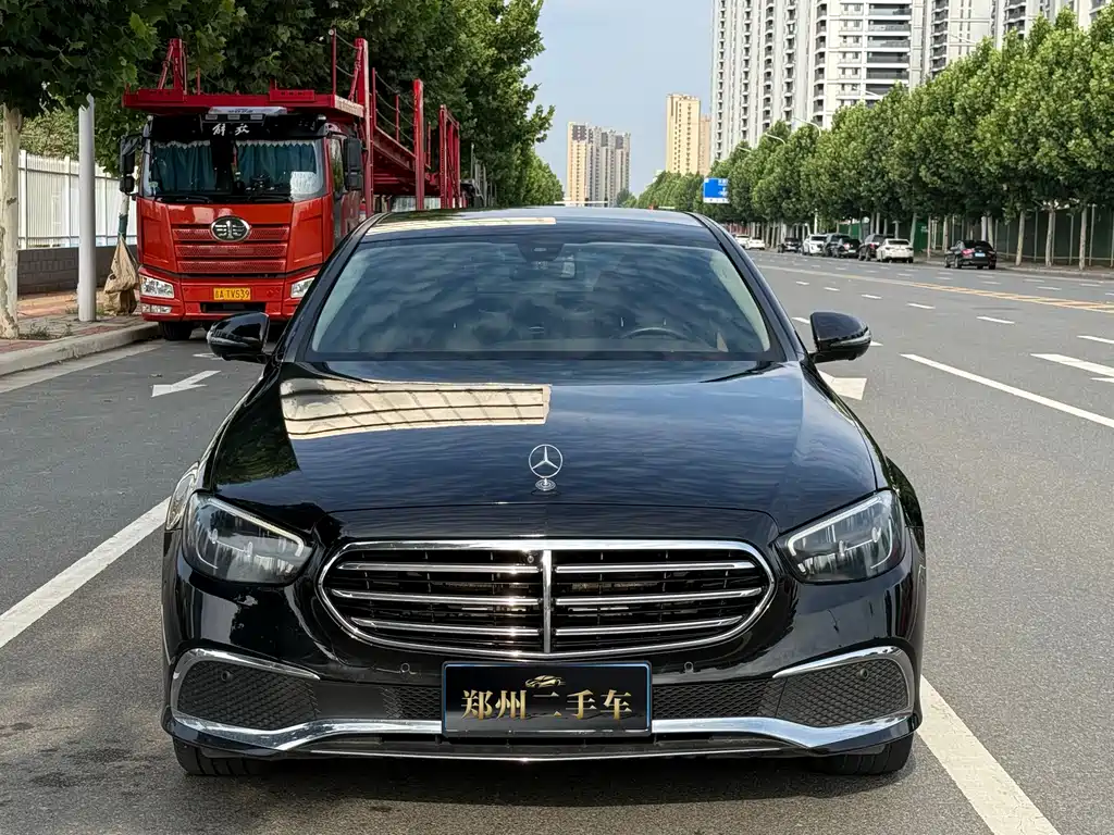 Mercedes-Benz E-Class 2021