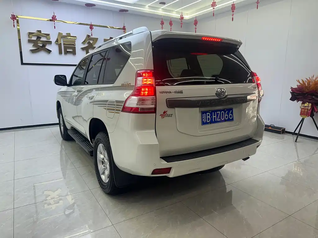 Toyota Prado 2017 — фото 17