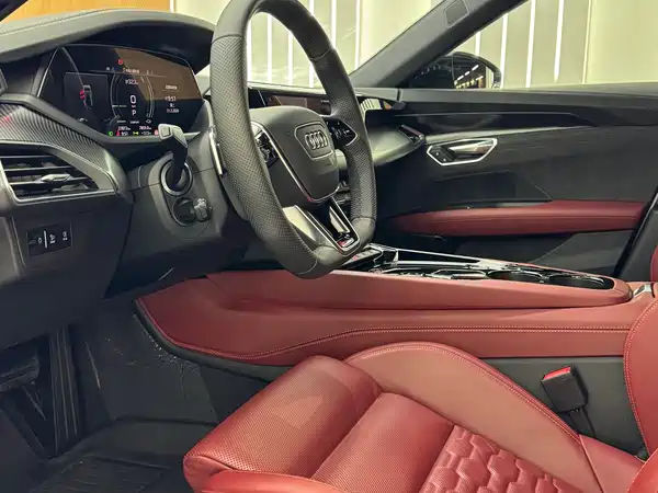 Audi e-tron GT 2023