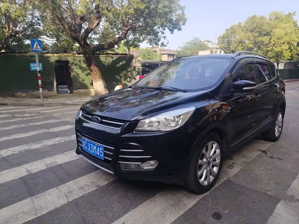 Ford Kuga 2014
