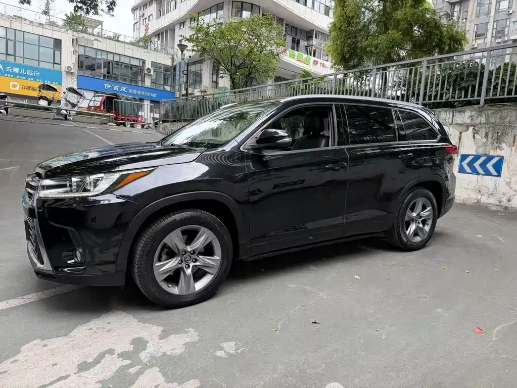 Toyota Highlander 2020