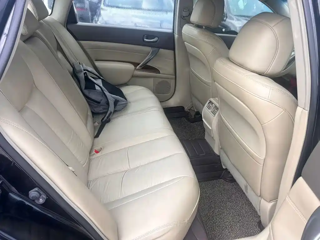 Nissan Teana 2012