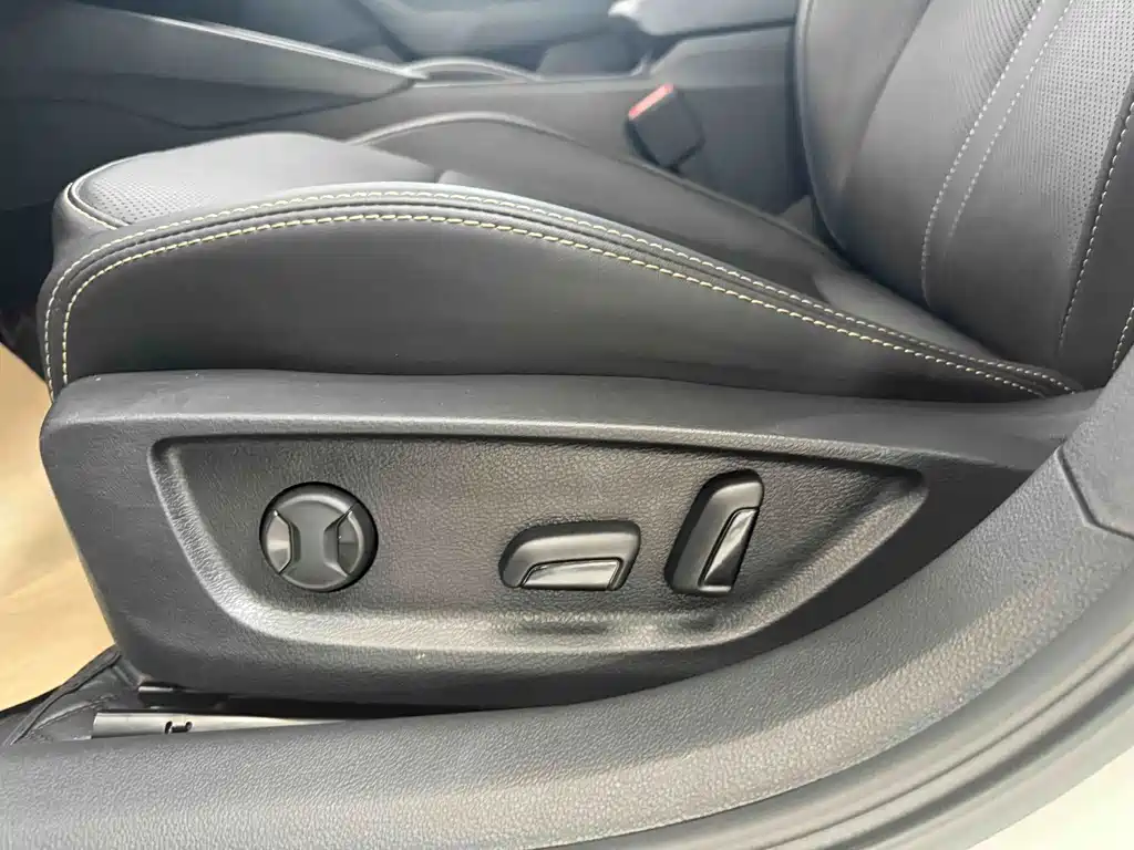 Skoda Octavia 2022 — фото 15