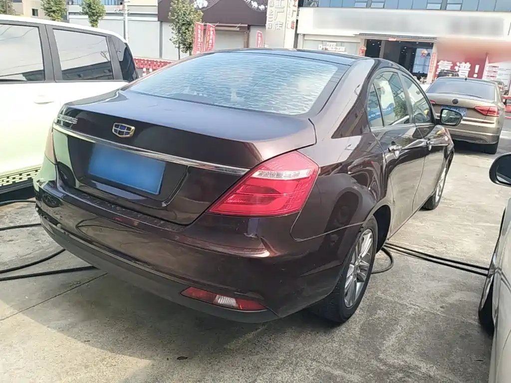 Geely Emgrand 2017
