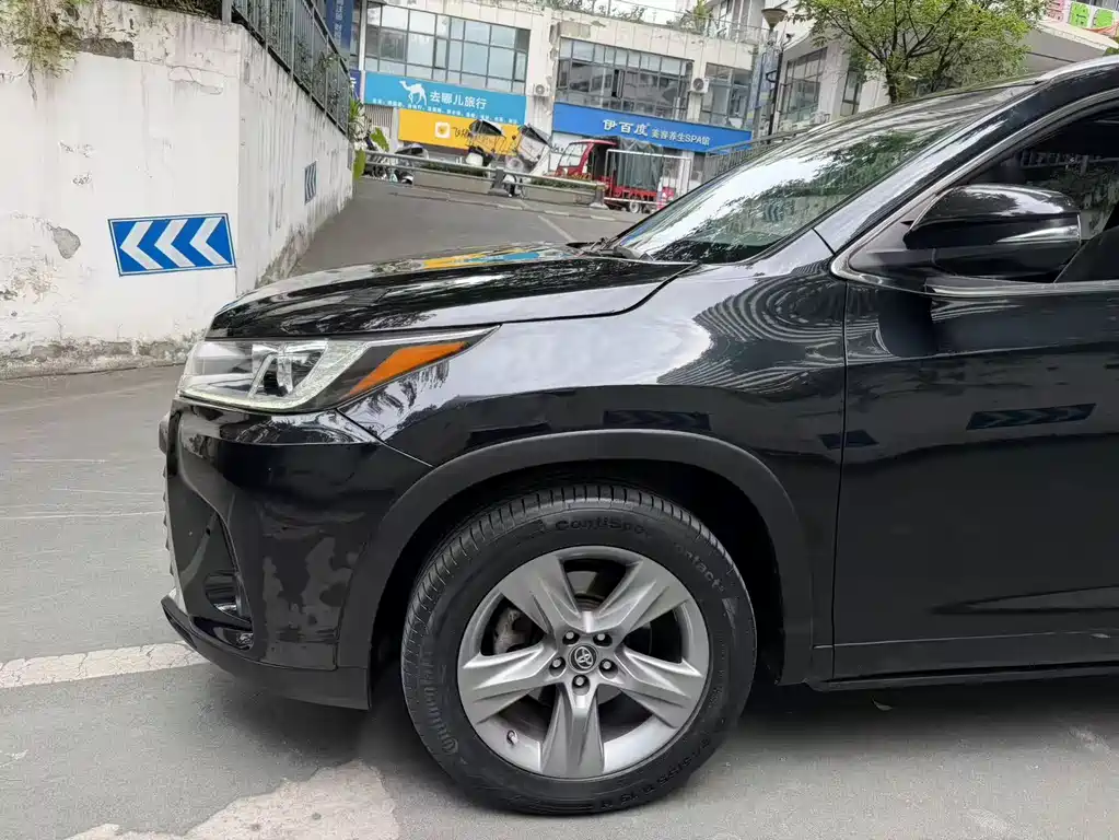 Toyota Highlander 2020