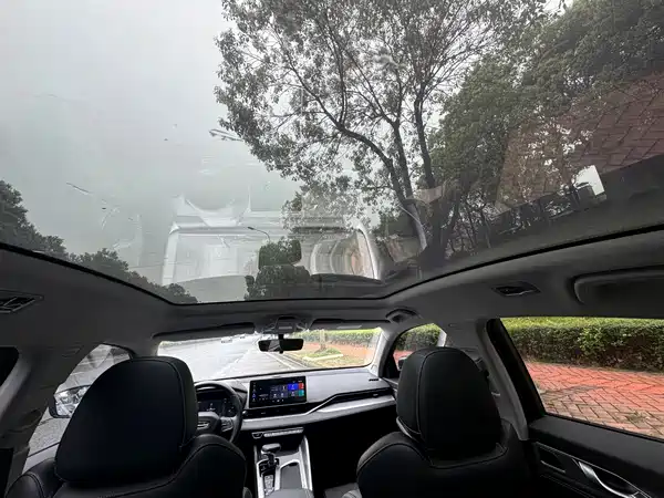 Geely Xingrui 2021