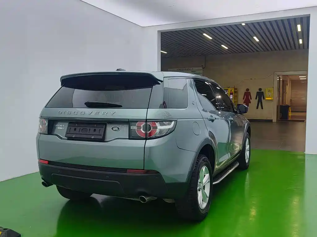 Land Rover Discovery Sport 2016 — фото 12