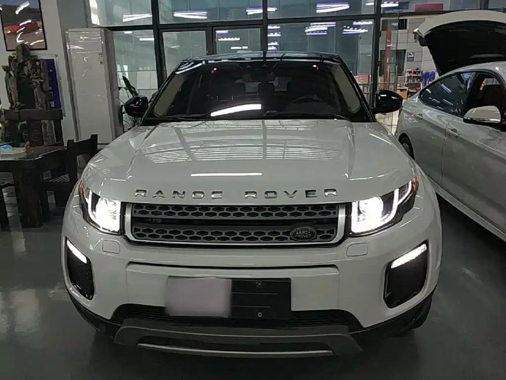 Land Rover Evoque 2018