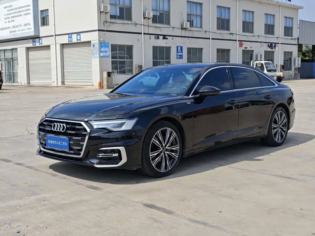 Audi A6L 2023 — фото 1