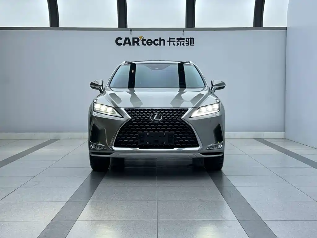 Lexus RX 2022