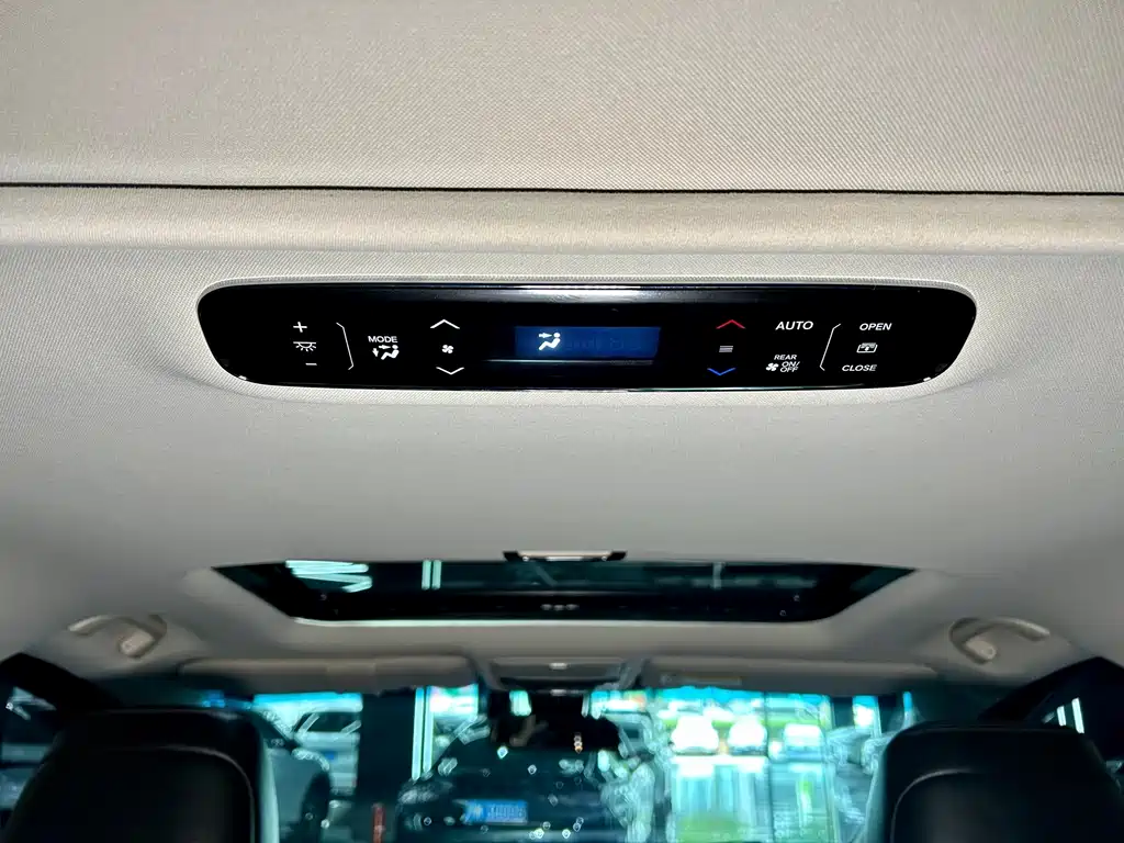 Honda Elysion 2020 — фото 30