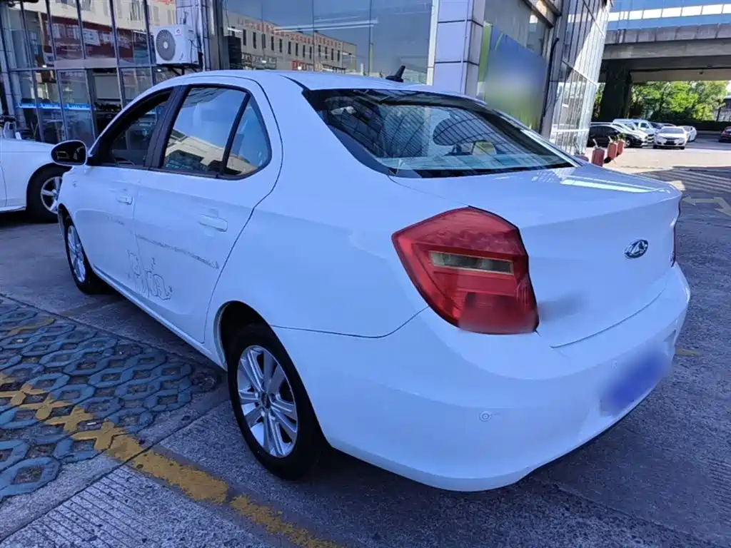 Chery E3 2017 — фото 5