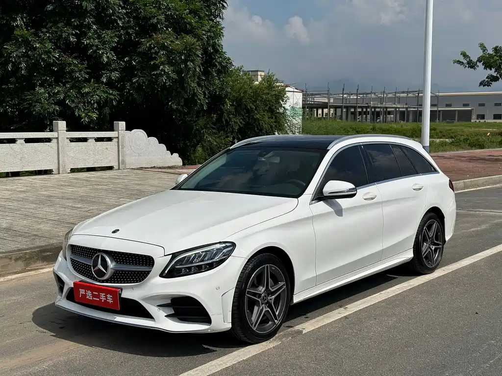 Mercedes-Benz C-Class 2020
